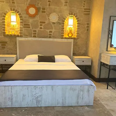 Cunda Tasci